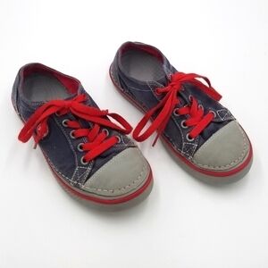 Crocs Lightweight Sneaker Shoe 13 Kid